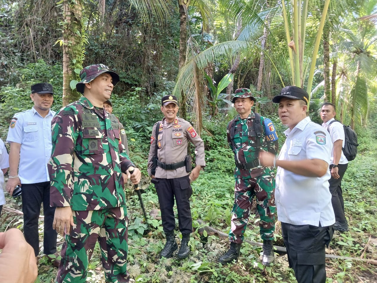 TMMD Ke-129 di Desa Umbele Morowali: TNI Bangun Jalan 4,1 Km, Renovasi Rumah Warga hingga Salurkan 100 Paket Bantuan Stunting