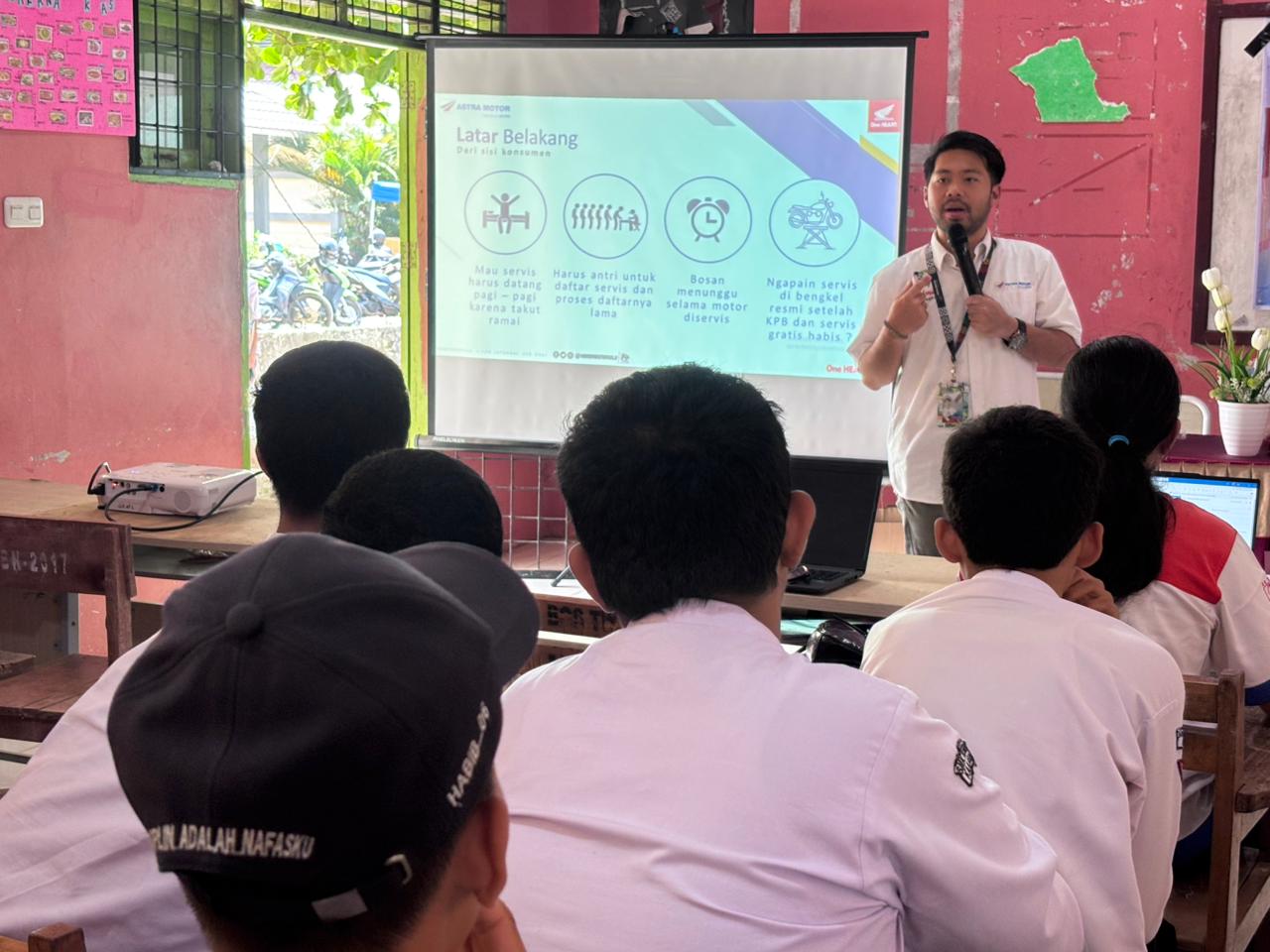 Astra Motor Bengkulu Kenalkan Aplikasi Motorku X ke Siswa SMKN 3 Seluma, Ini Fiturnya