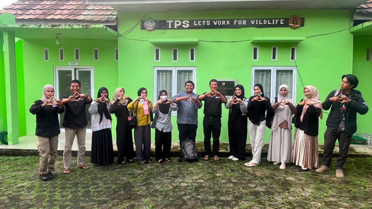 9 Mahasiswa Biologi UIN STS Jambi Belajar Konservasi Satwa Langsung di BKSDA, dari Rehabilitasi hingga Konflik Manusia-Satwa
