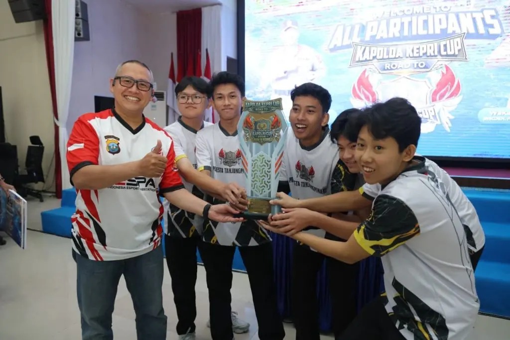 Polda Kepri Tutup Turnamen Mobile Legends Kapolda Cup 2026, Tiga Tim dari Tanjungpinang dan Batam Jadi Juara