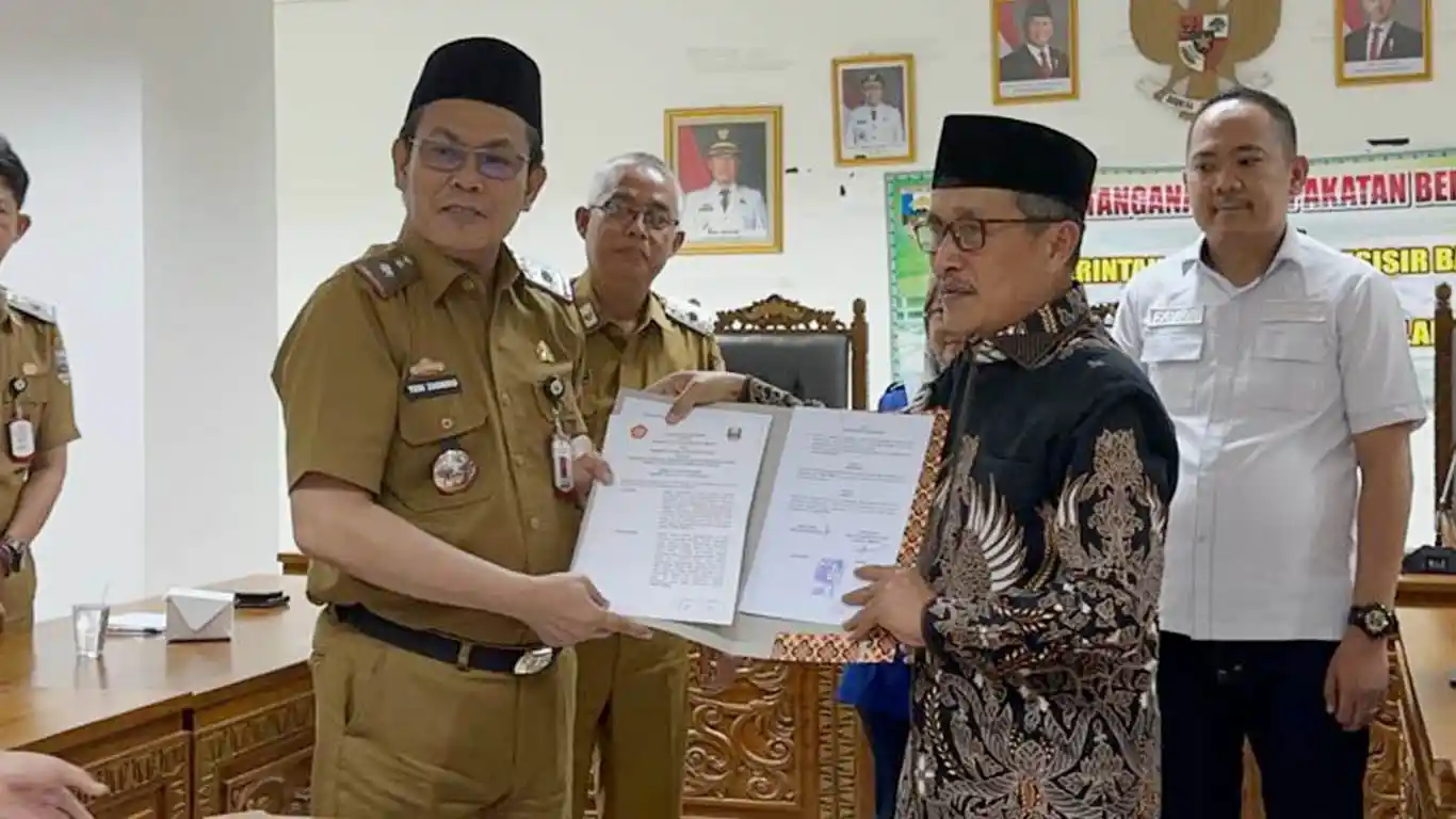 UTB Lampung dan Pemkab Pesisir Barat Teken MoU, Fokus pada Riset dan Pengembangan SDM Daerah