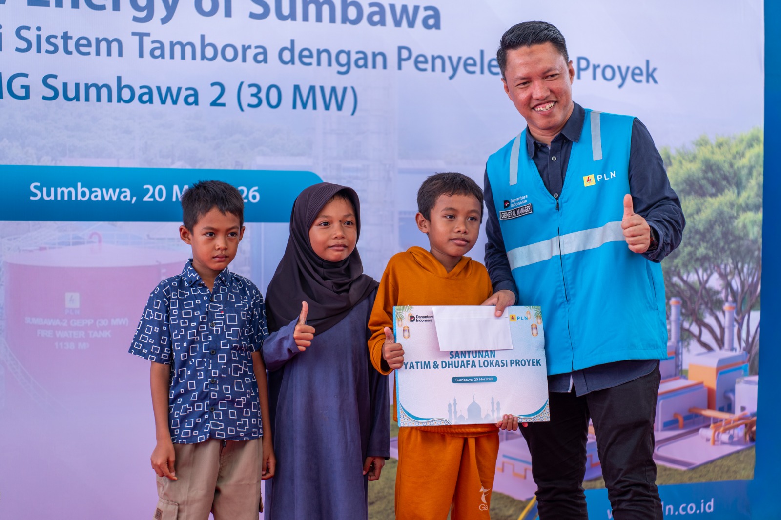 PLN Rampungkan PLTMG Sumbawa 2 Berkapasitas 30 MW, Santuni 50 Anak Yatim dan Duafa di Sekitar Proyek