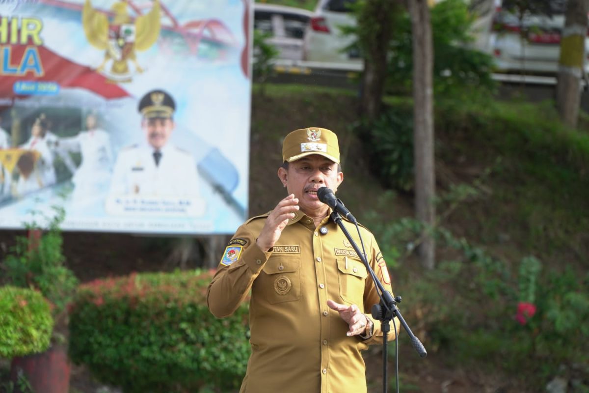 Pemkot Jayapura Beri Bantuan Seragam Gratis dan Insentif Guru demi Sekolah Ramah Anak