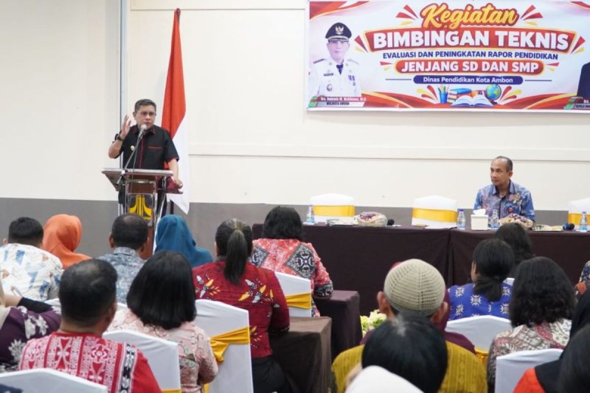 Pemkot Ambon Evaluasi Rapor Pendidikan SD dan SMP, Kejar Predikat Tuntas Madya