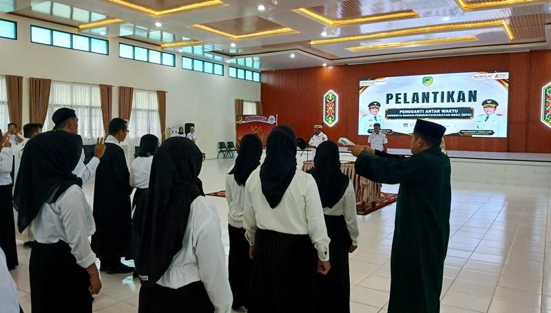 Wakil Bupati Barito Utara Lantik 31 Anggota BPD PAW dari 20 Desa, Tekad Perkuat Transparansi Dana Desa