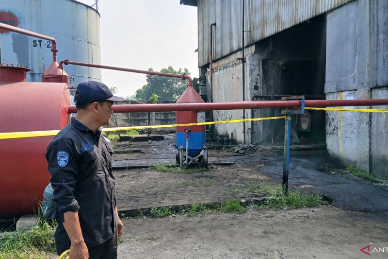 KLH Segel Perusahaan Pengelola Oli Bekas di Panongan Tangerang, Beroperasi Tanpa Izin Sejak 2022