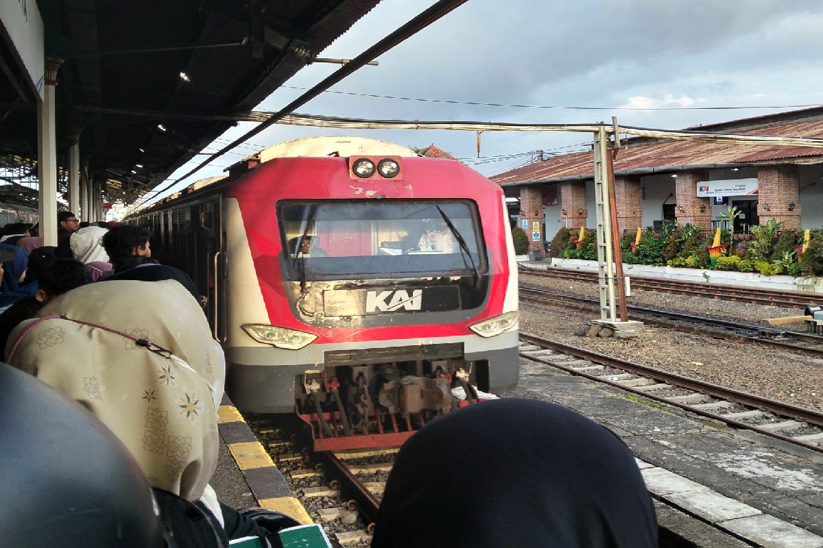5 Jadwal Keberangkatan KA Prameks dari Stasiun Tugu Yogyakarta dan Kutoarjo, Terakhir 18.45 WIB