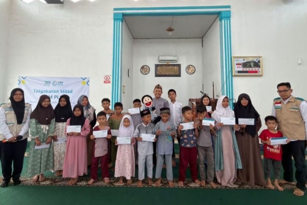 YBM PLN UP3 Kotabumi Santuni 55 Anak Yatim dan Dhuafa Lewat Dongeng Ceria di Lampung Utara