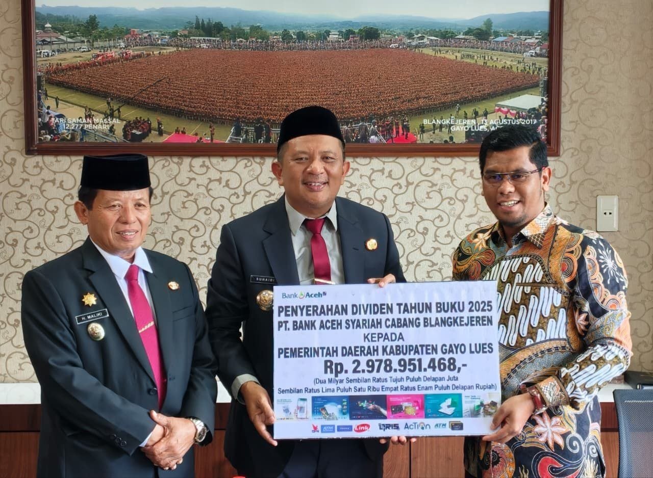 Bank Aceh Syariah Blangkejeren Serahkan Dividen Rp2,9 Miliar ke Pemkab Gayo Lues, Turun dari Tahun Lalu