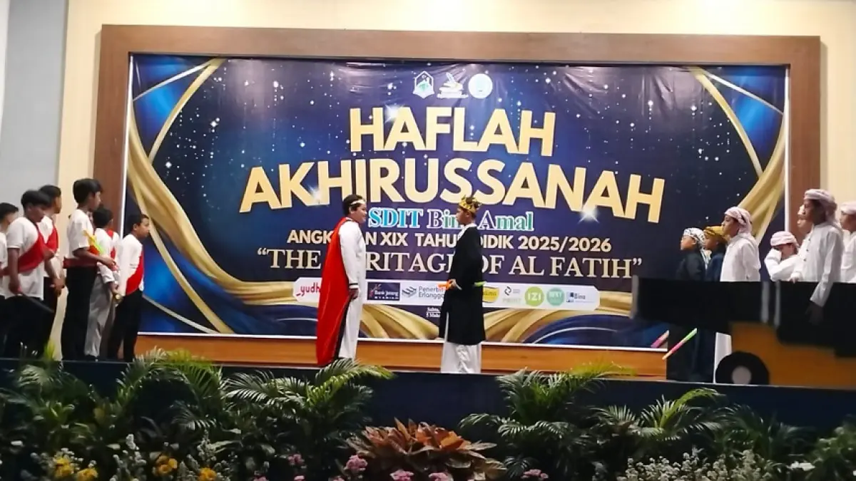 112 Siswa SDIT Bina Amal Semarang Lulus 100 Persen, Sekolah Borong 128 Kejuaraan di Haflah Akhir Sanah