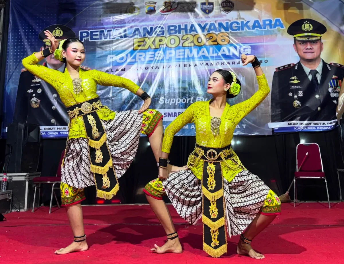 Dua Siswi Tunarungu SLBN 2 Pemalang Raih Juara 1 Tari Kreasi FLS2N, Pelatih Ungkap Metode Getaran Lantai
