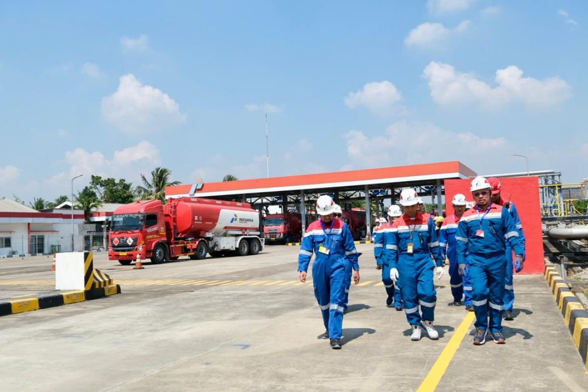 Direktur Niaga Pertamina Patra Niaga Tinjau Langsung Fuel Terminal Tanjung Gerem Banten, Pastikan Pasokan ke 162 SPBU Aman