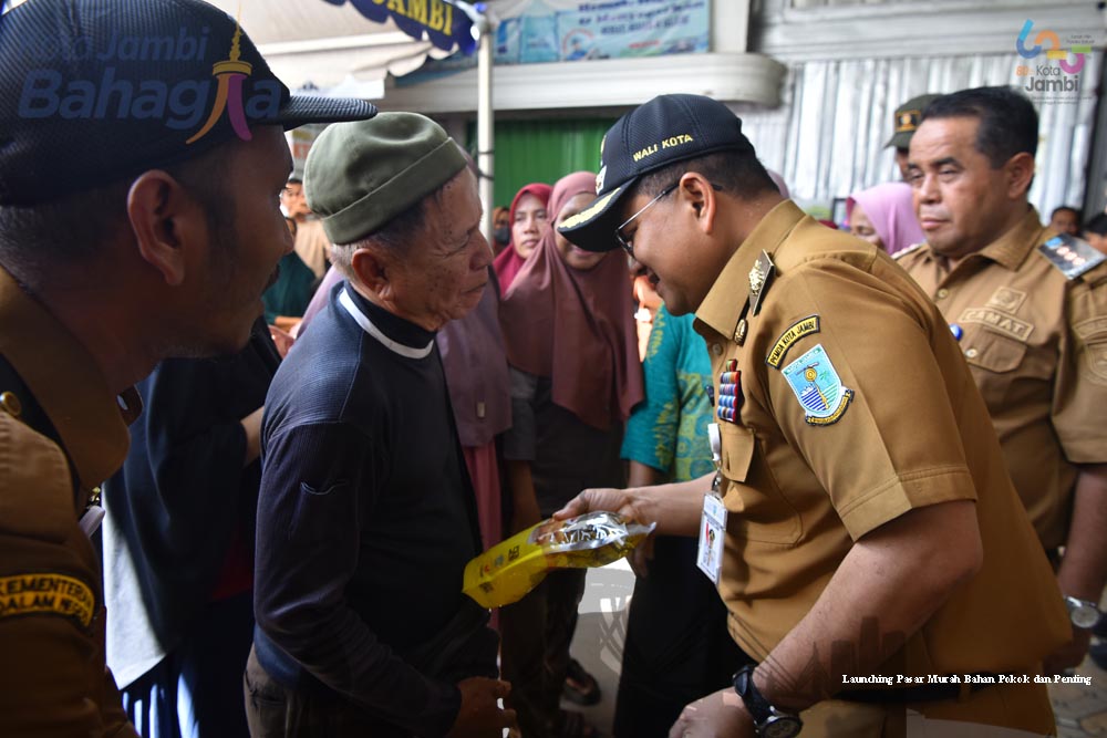 Wali Kota Jambi Buka Operasi Pasar Murah di Jerambah Bolong, 600 Kg Beras SPHP Disiapkan Jelang Idul Adha 2026
