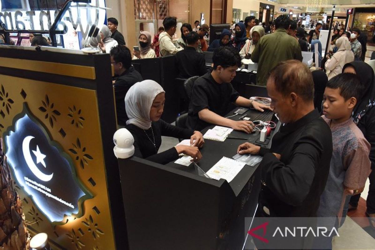Harga Emas Antam di Banten Turun Lagi Rp15.000 per Gram, Buyback Ikut Terkoreksi
