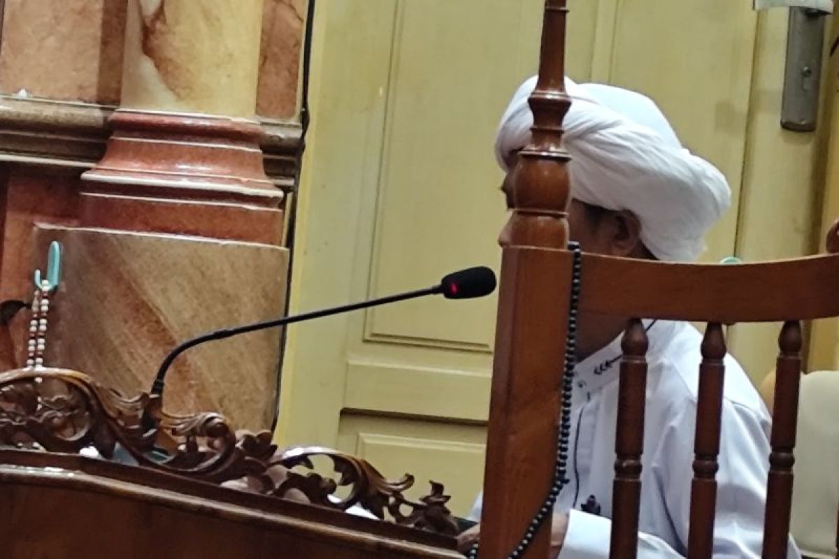 Ustadz Luthfi Syarkawi Ingatkan Jamaah Masjid Assa'adah Banjarmasin soal Kebersihan dan Larangan Adu Domba