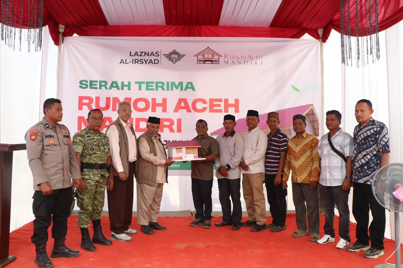 Pasca Banjir November 2025, 54 Unit Rumoh Aceh Mandiri Diserahkan ke Warga Aceh Tamiang dari LAZNAS Al Irsyad