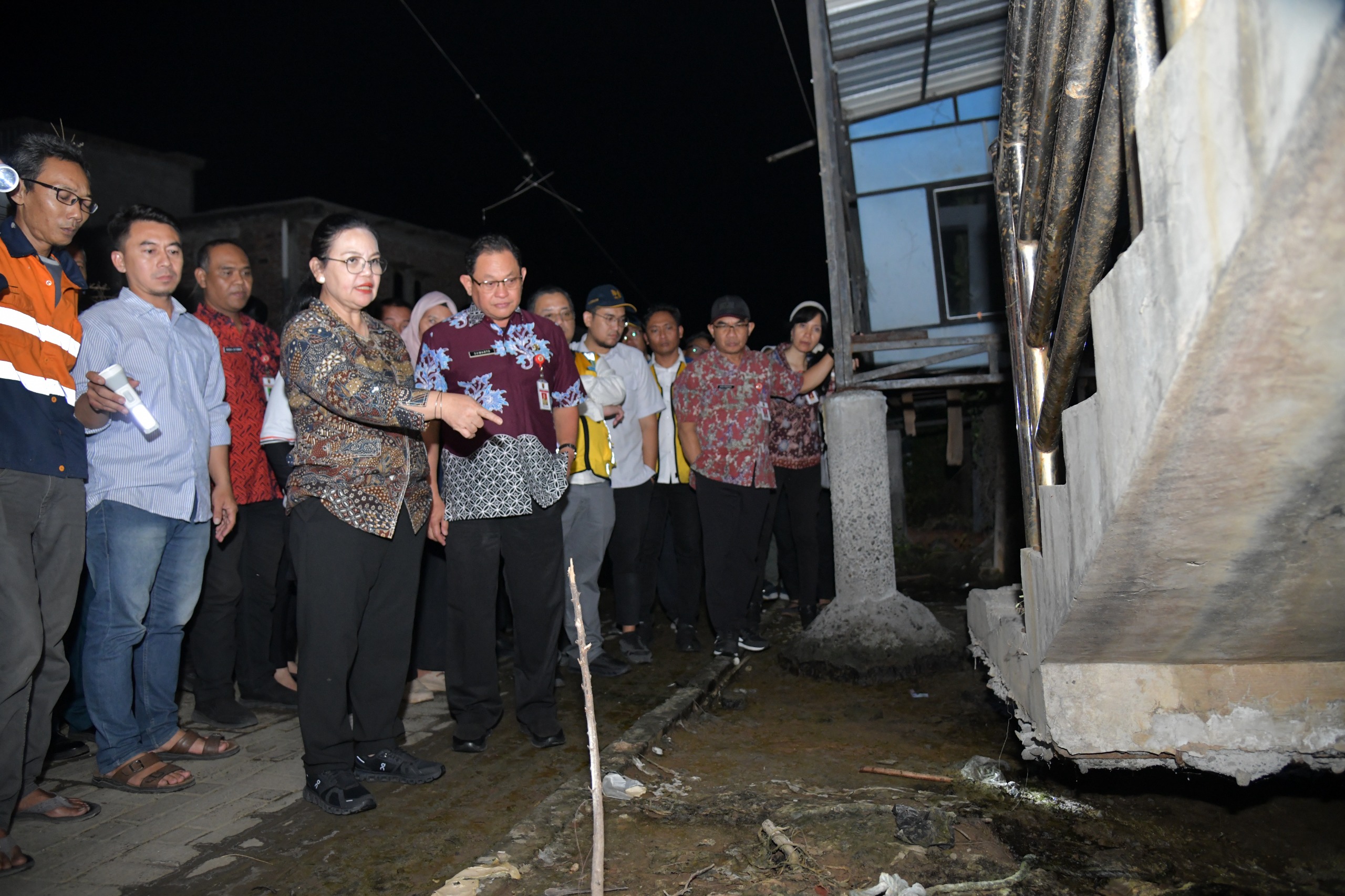 Pemkot Semarang Siapkan Tanggul Darurat dan Normalisasi Saluran untuk Atasi Rob Bulanan di Tambak Lorok