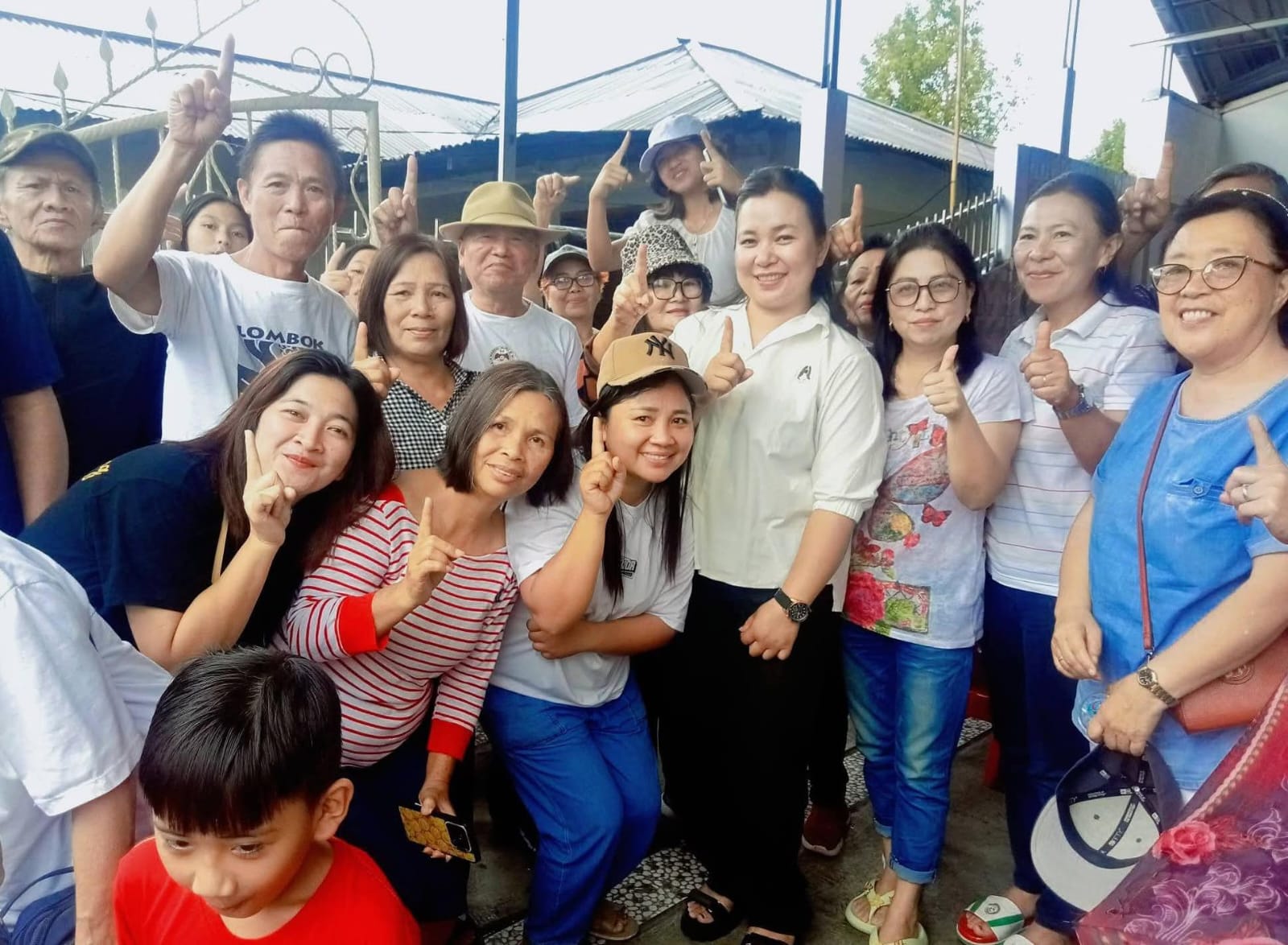 Kristy Toar Resmi Kantongi Nomor Urut 1 di Pilkades Walantakan, Srikandi Ini Bawa Misi Persatuan Warga
