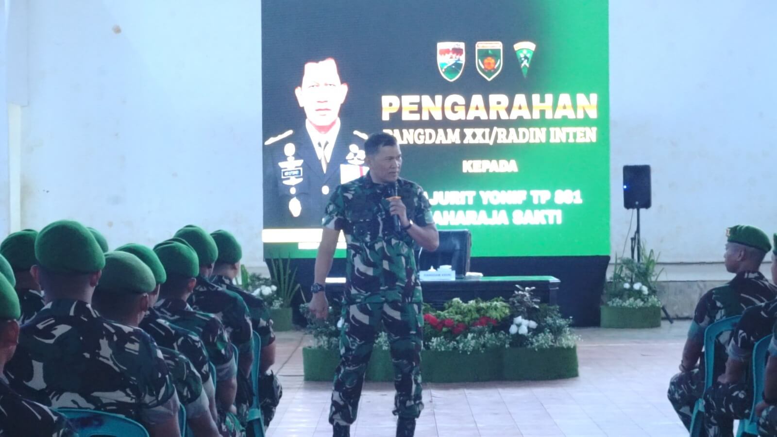 Pangdam XXI/Radin Inten Kunjungi Seluma, Instruksikan Tamtama dan Bintara Yonif TP 891 Kuliah Daripada Main TikTok