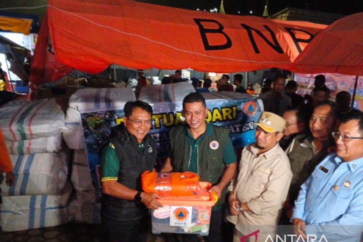 Pemkab Padang Pariaman Kirim Bantuan Kemanusiaan ke Korban Banjir Bandang Solok