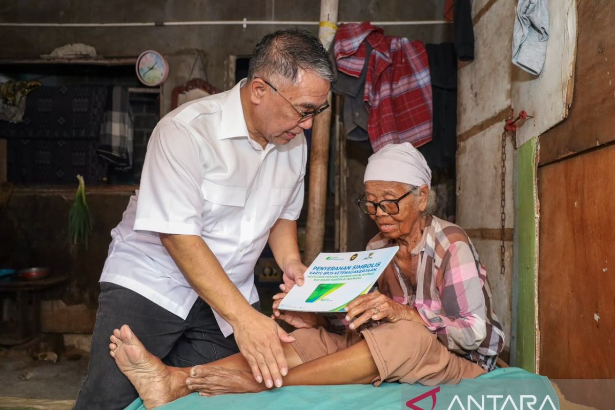 Baznas RI Asuransikan Jaminan Sosial untuk 100.000 Pekerja Rentan di 10 Provinsi Prioritas
