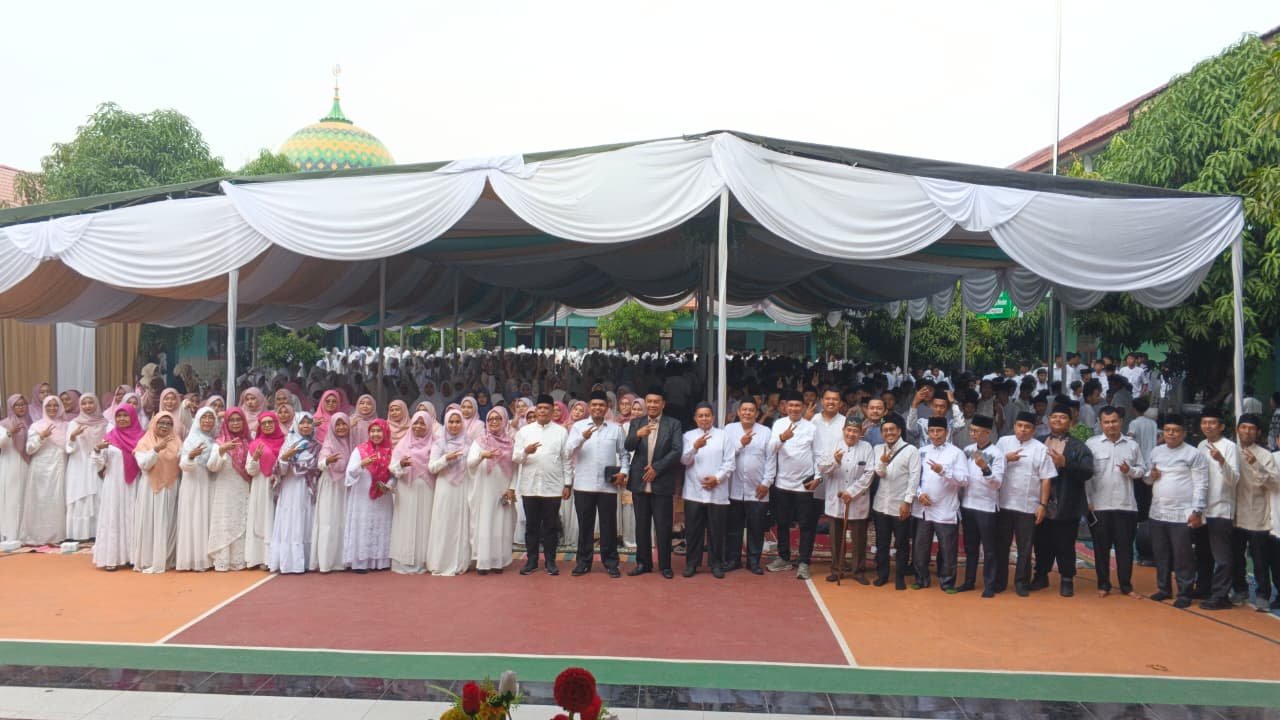 Wakil Ketua MUI Sumut Buka Gebyar Muharram 1448 H di MAN 2 Model Medan, Ajak Siswa Jadi Generasi Berintegritas