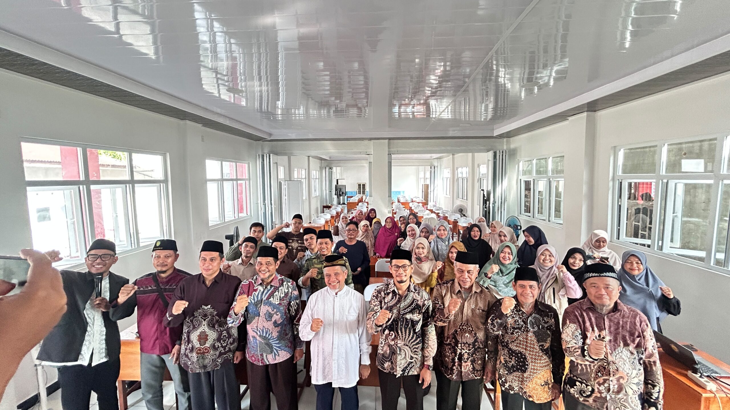 PW PERSIS Sumut Buka Tahun Ajaran Baru dengan Daurah Asatidz, KH. M. Nuh Tekankan Guru Cetak Generasi Beradab dan Kritis