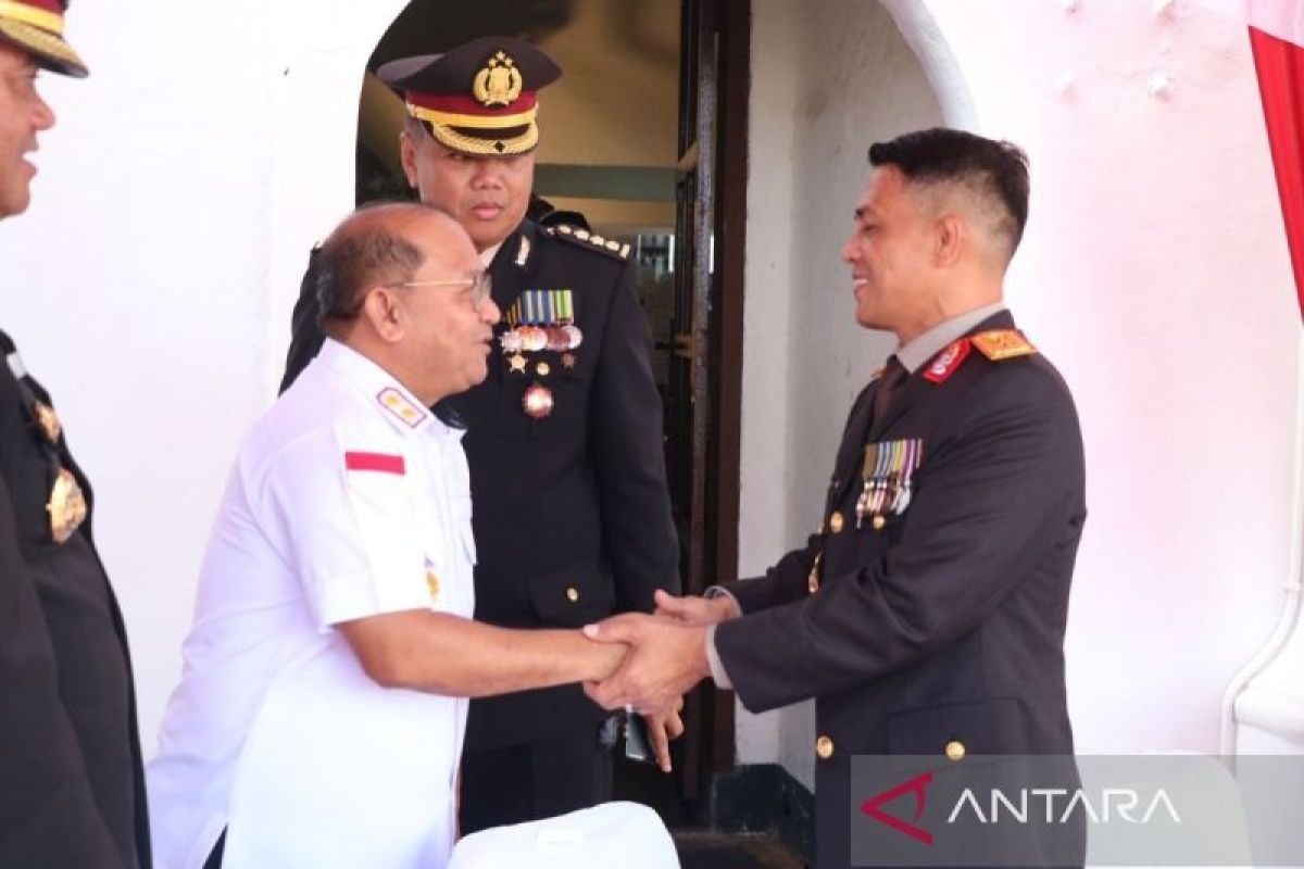 Kakanwil Kemenkum Bengkulu Zulhairi Hadiri Hari Bhayangkara ke-80 di Benteng Marlborough, Tegaskan Sinergi Penegakan Hukum