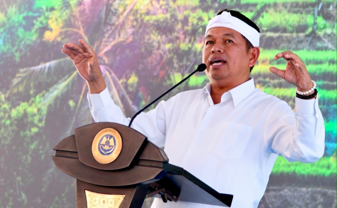 Pemprov Jabar Evaluasi Ribuan Angkot Tua, Dedi Mulyadi Siapkan Skema Sopir Jadi Pemilik dan Armada Listrik