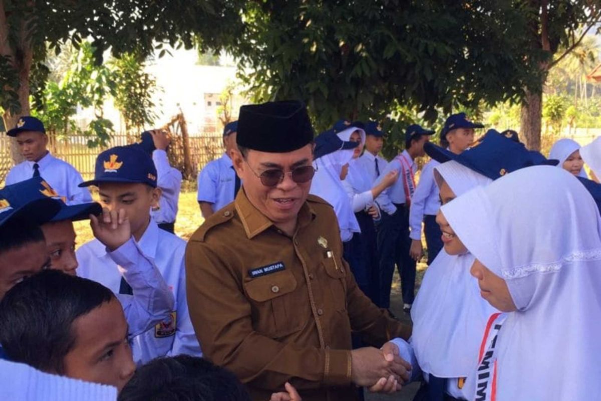 Sekda Bone Bolango Iwan Mustafa Dorong Siswa Baru Jadikan Tahun Ajaran Baru sebagai Langkah Awal Raih Prestasi