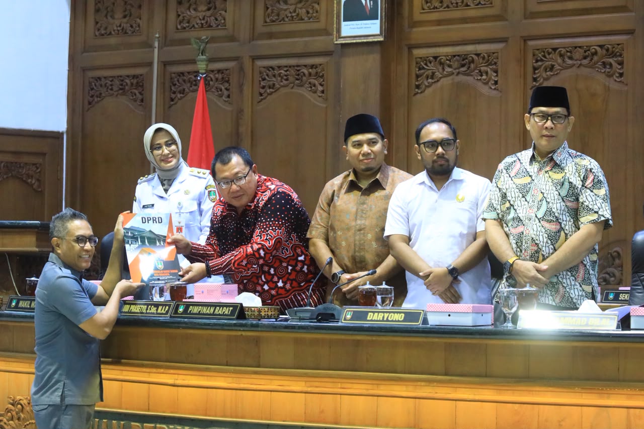 DPRD Solo Bentuk Tiga Pansus, Raperda Peternakan Tegaskan Daging Anjing Masuk Kategori Hewan Nonpangan
