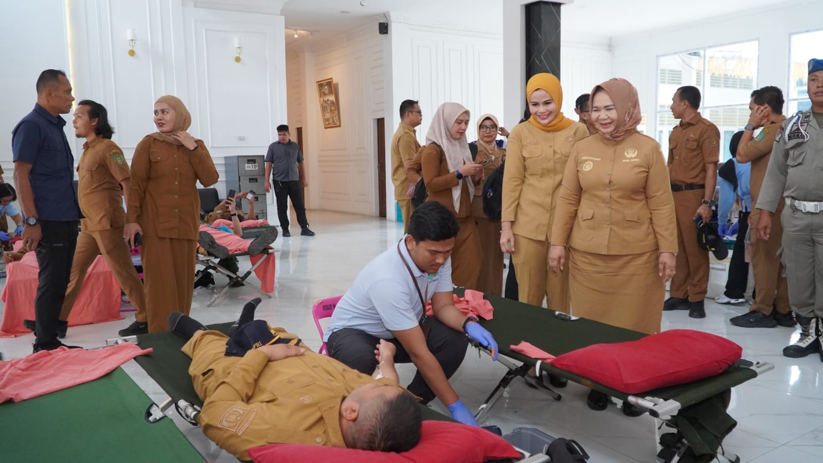 Plt Bupati Langkat Tiorita Ajak ASN Rutin Donor Darah, Cek Kesehatan Gratis Juga Digelar