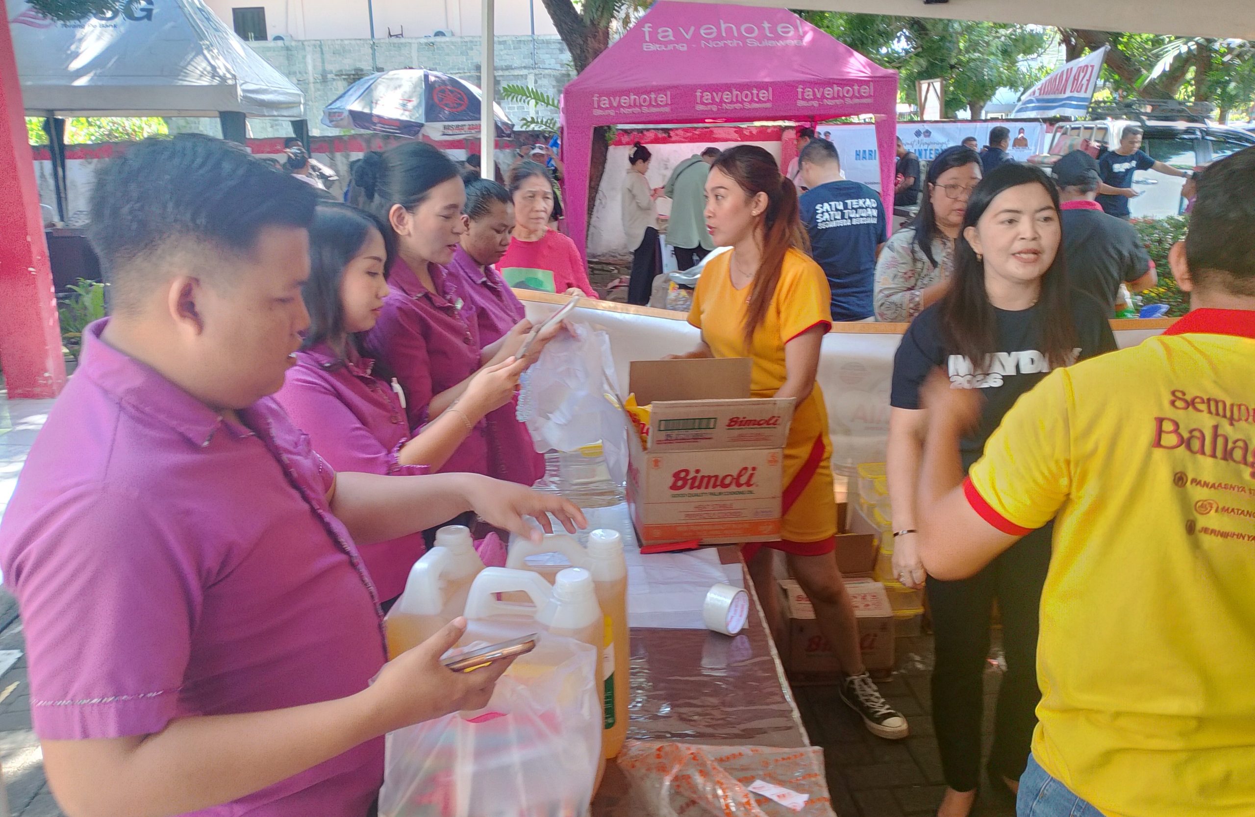Pemkot Bitung Gelar Pasar Murah untuk Jaga Daya Beli Pekerja, Sembako Diskon 30 Persen