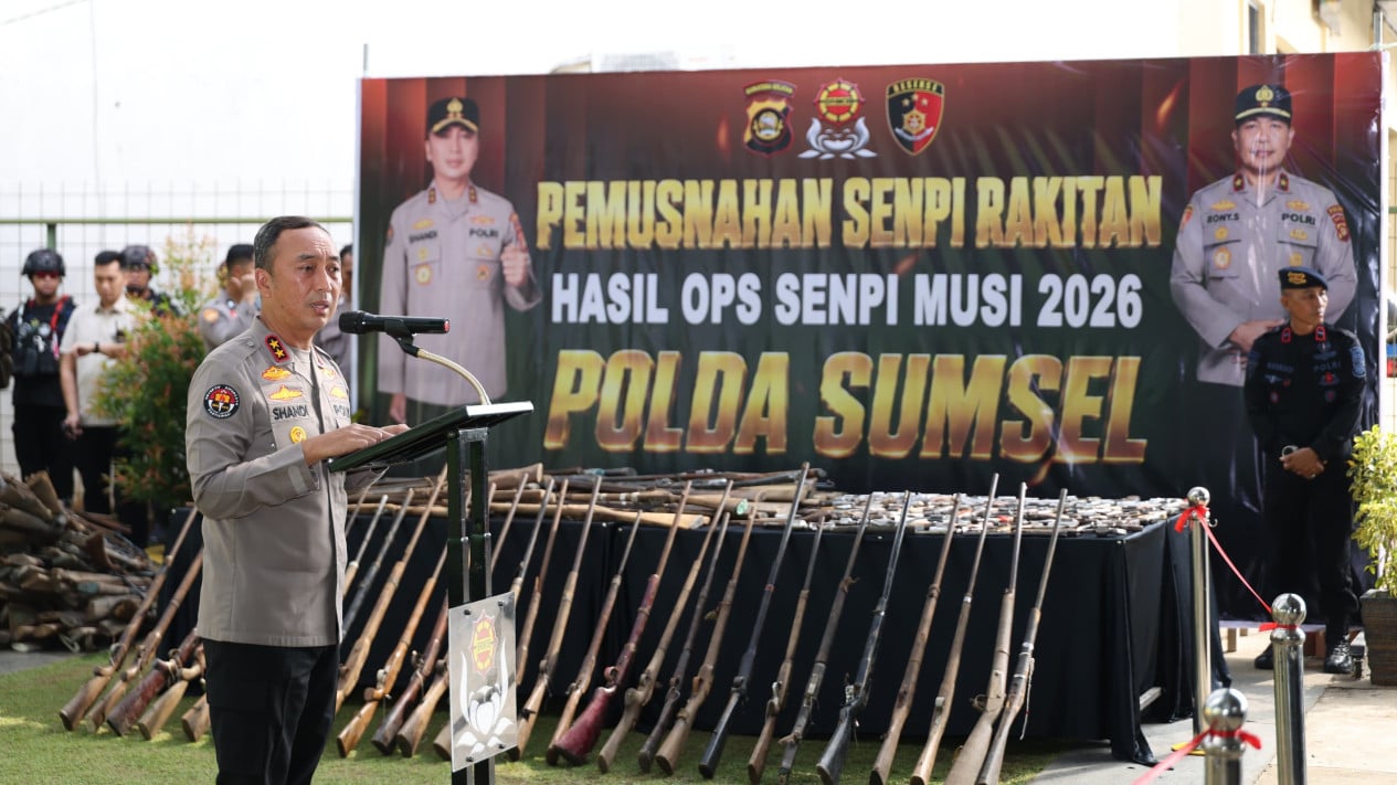 Polda Sumsel Musnahkan 397 Senpi Rakitan Ilegal Hasil Operasi 16 Hari, Kapolda Jamin Rasa Aman Masyarakat
