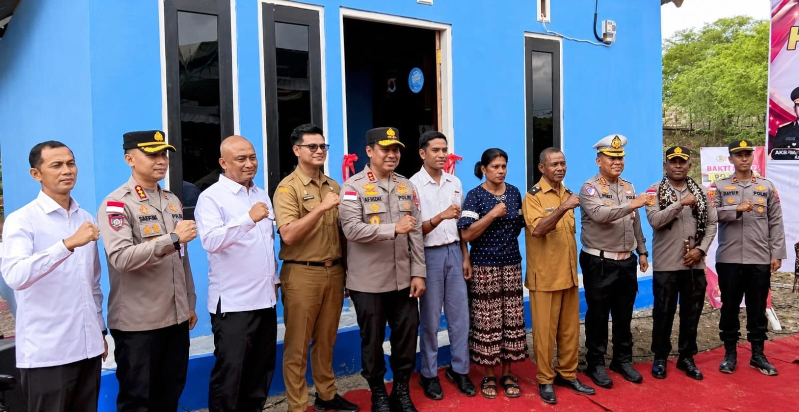 Kapolda NTT Resmikan Rumah Harapan di Takari, Ibu Tersia Radja dan Tiga Anaknya Kini Punya Hunian Layak