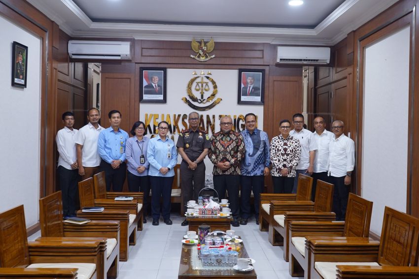 Pimpinan PTPN I dan IV Temui Kajati Sumut, Perkuat Koordinasi Hukum BUMN dengan Kejaksaan