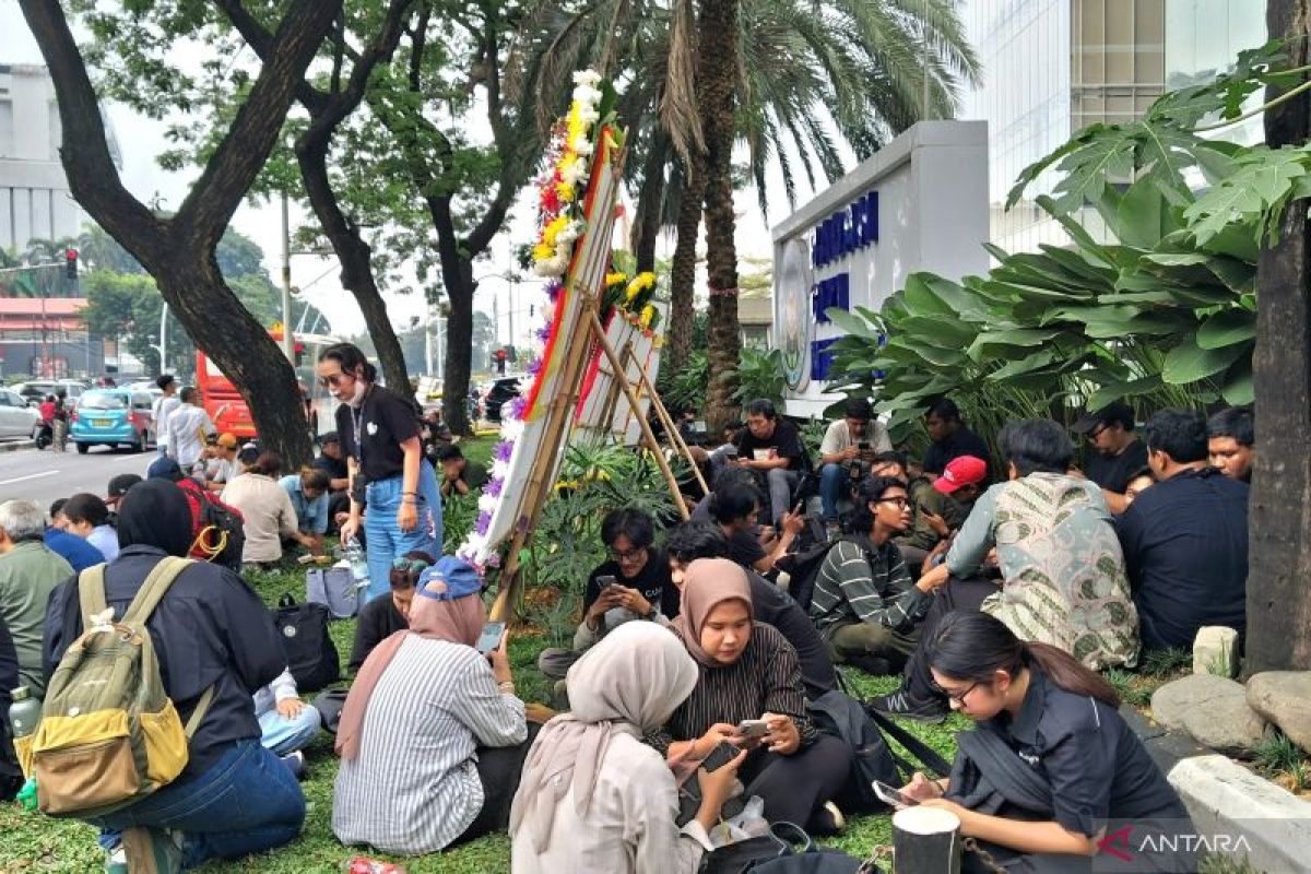 Kejagung Geledah Kantor Badan Gizi Nasional di Jakarta Pusat, Tamu Dilarang Masuk Sementara