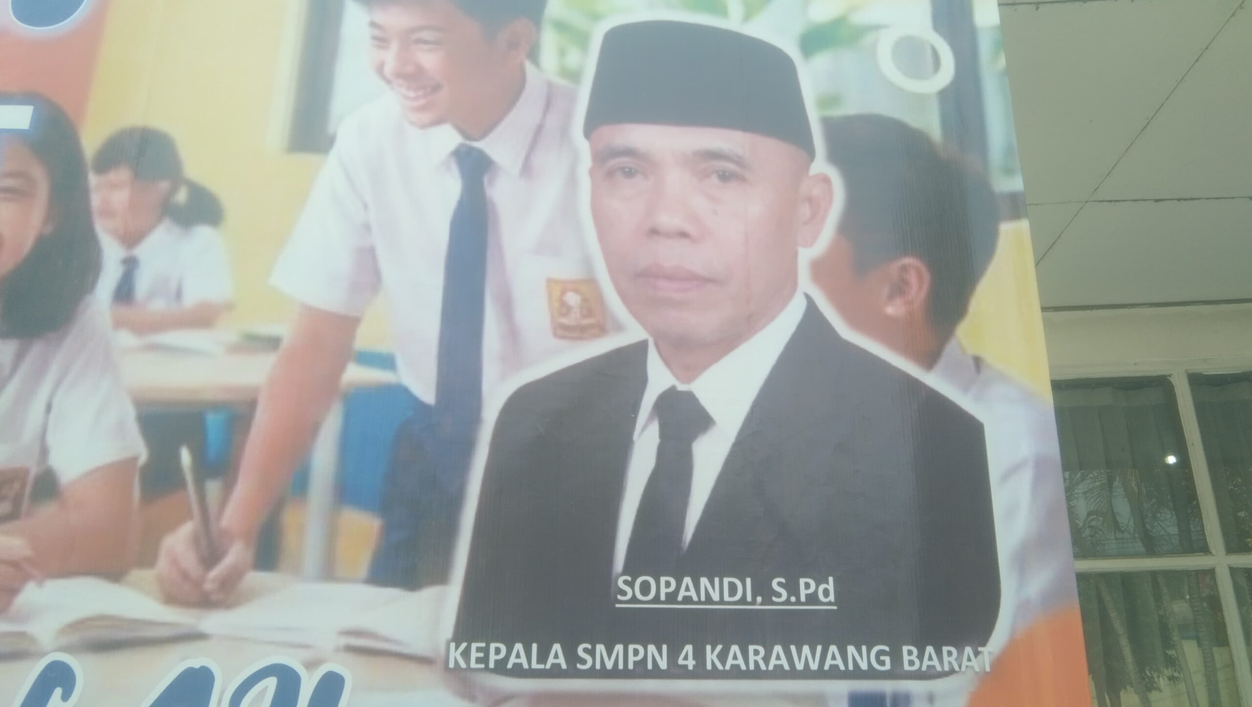 Kepala Sekolah di Karawang Bingung Sumber Anggaran LKS Gratis, Juknis Tak Kunjung Turun