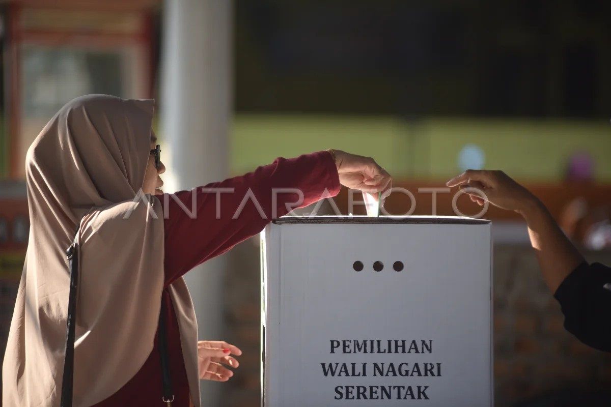 Pemilihan Wali Nagari Serentak Digelar di 73 Nagari Padang Pariaman, Warga Antre Salurkan Suara untuk Pemimpin Periode 2026-2034