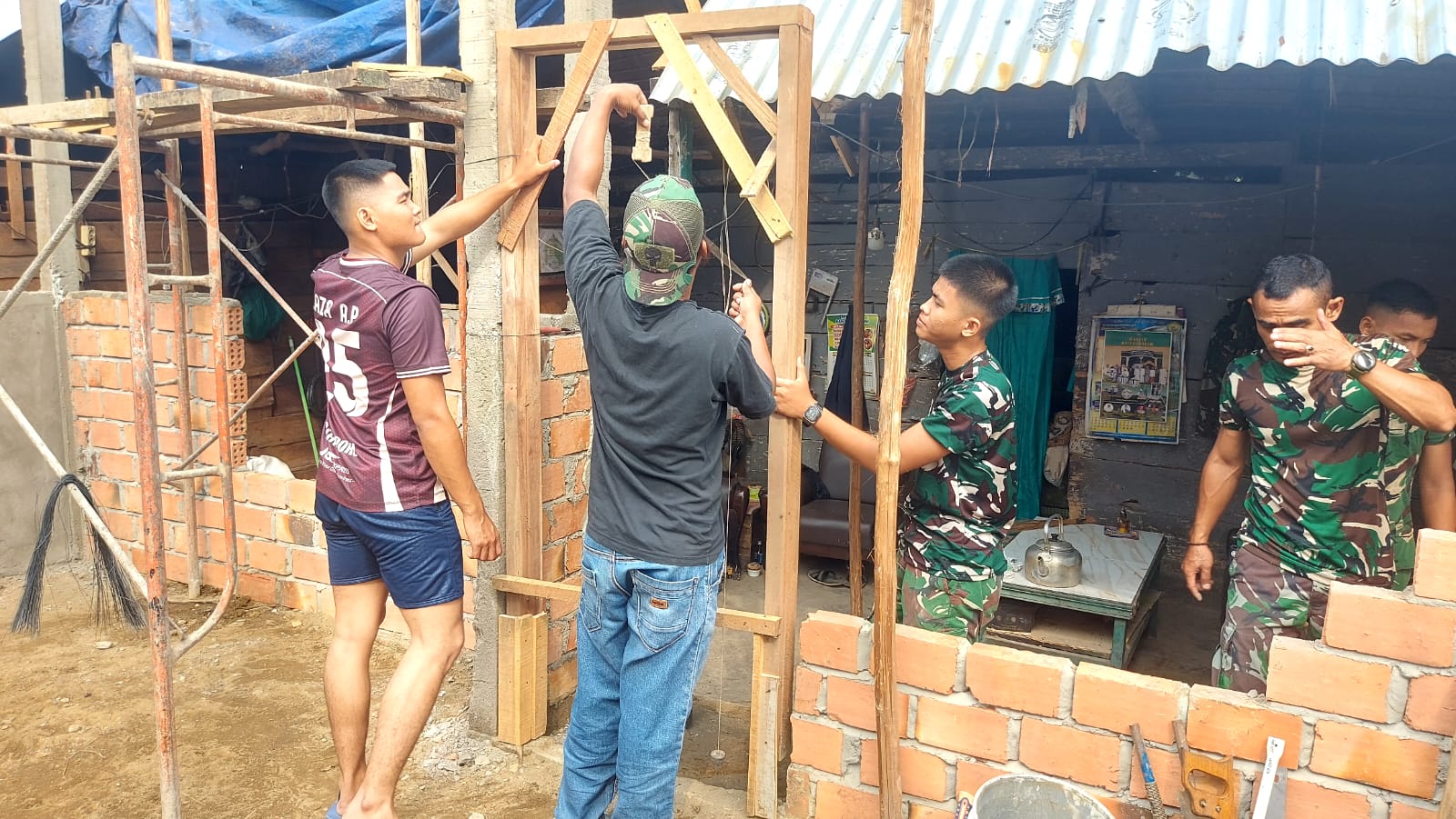 Satgas TMMD Ke-129 Kodim 0418/Palembang Rehab Rumah Tak Layak Huni Milik Warga Sako, 15 Personel Dikerahkan