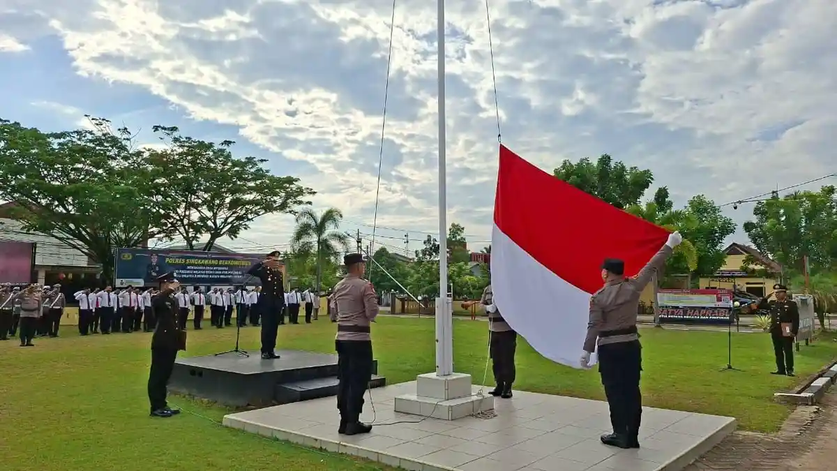 Polres Singkawang Teguhkan Semangat Persatuan Bangsa Lewat Upacara Hari Lahir Pancasila 1 Juni 2026