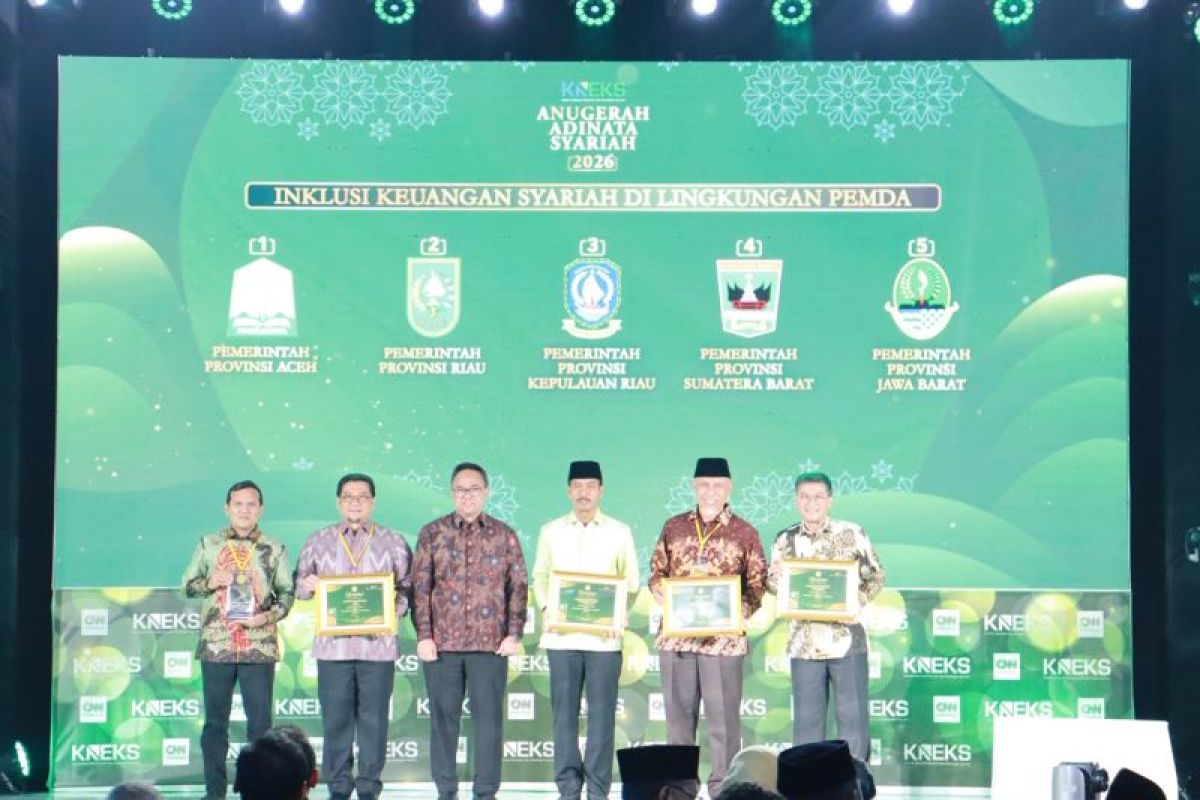 Sumatera Barat Raih 3 Penghargaan Ekonomi Syariah di Adinata 2026, Dapat Dukungan KNEKS Terbitkan Sukuk Daerah
