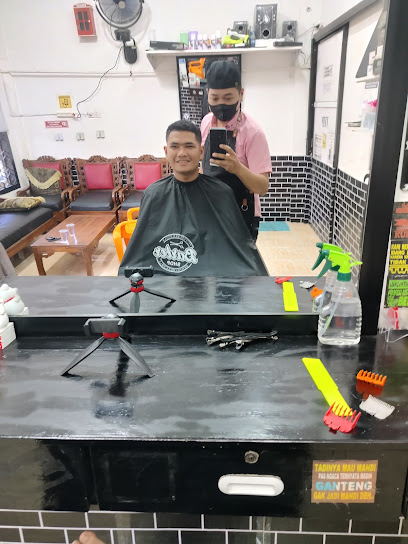 10 Rekomendasi Barbershop Pria di Jambi dengan Pelayanan Terbaik 2026