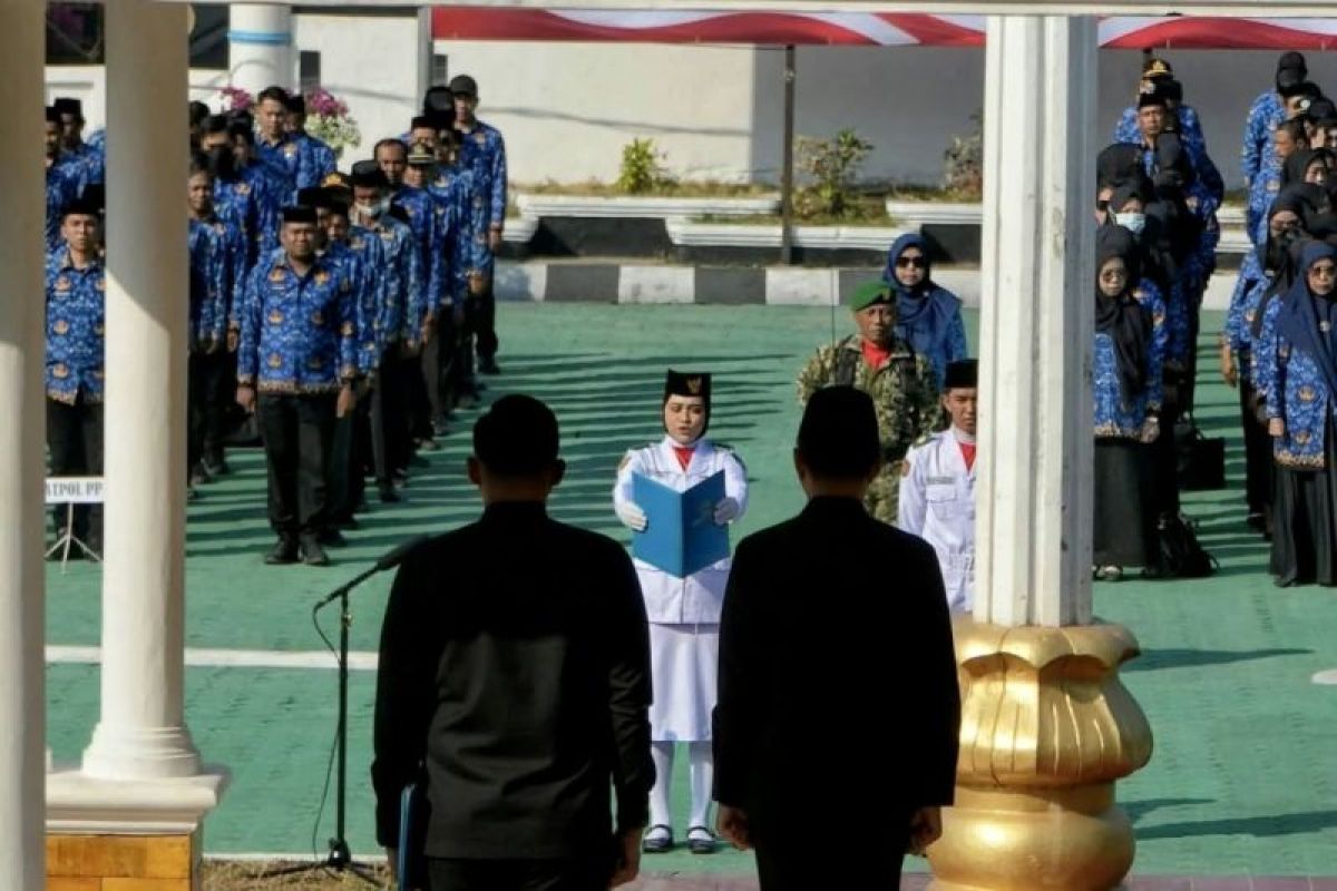 Bupati Kolaka Amri Ajak Warga Amalkan Pancasila dalam Pelayanan Publik dan Kehidupan Sehari-hari