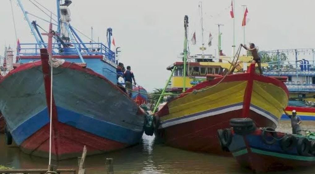 Harga BBM Nelayan Turun Jadi Rp15.000 per Liter, 350 Kapal di Juwana Pati Bersiap Kembali Melaut ke Laut Aru