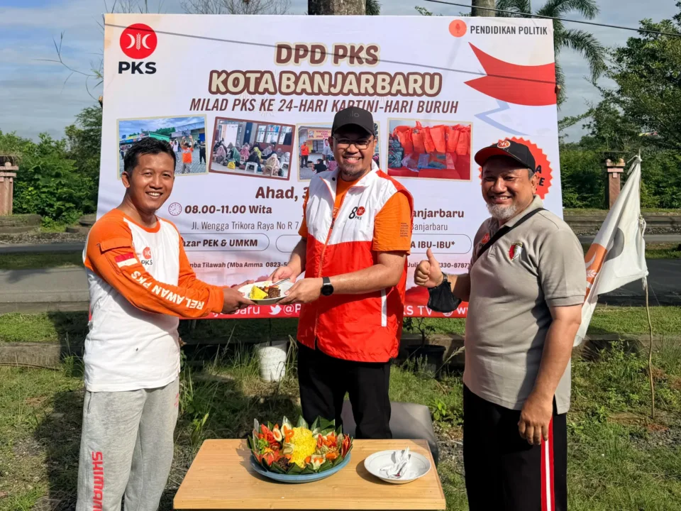 Milad ke-24 PKS Banjarbaru Dikemas dengan Senam, Lomba Ibu-Ibu, dan Bazar UMKM, Warga Antusias