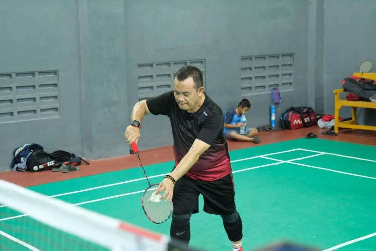 Kanwil Kemenkum Babel Gelar Turnamen Badminton Antarpegawai di Pangkalpinang, 16 Pasangan Bertanding