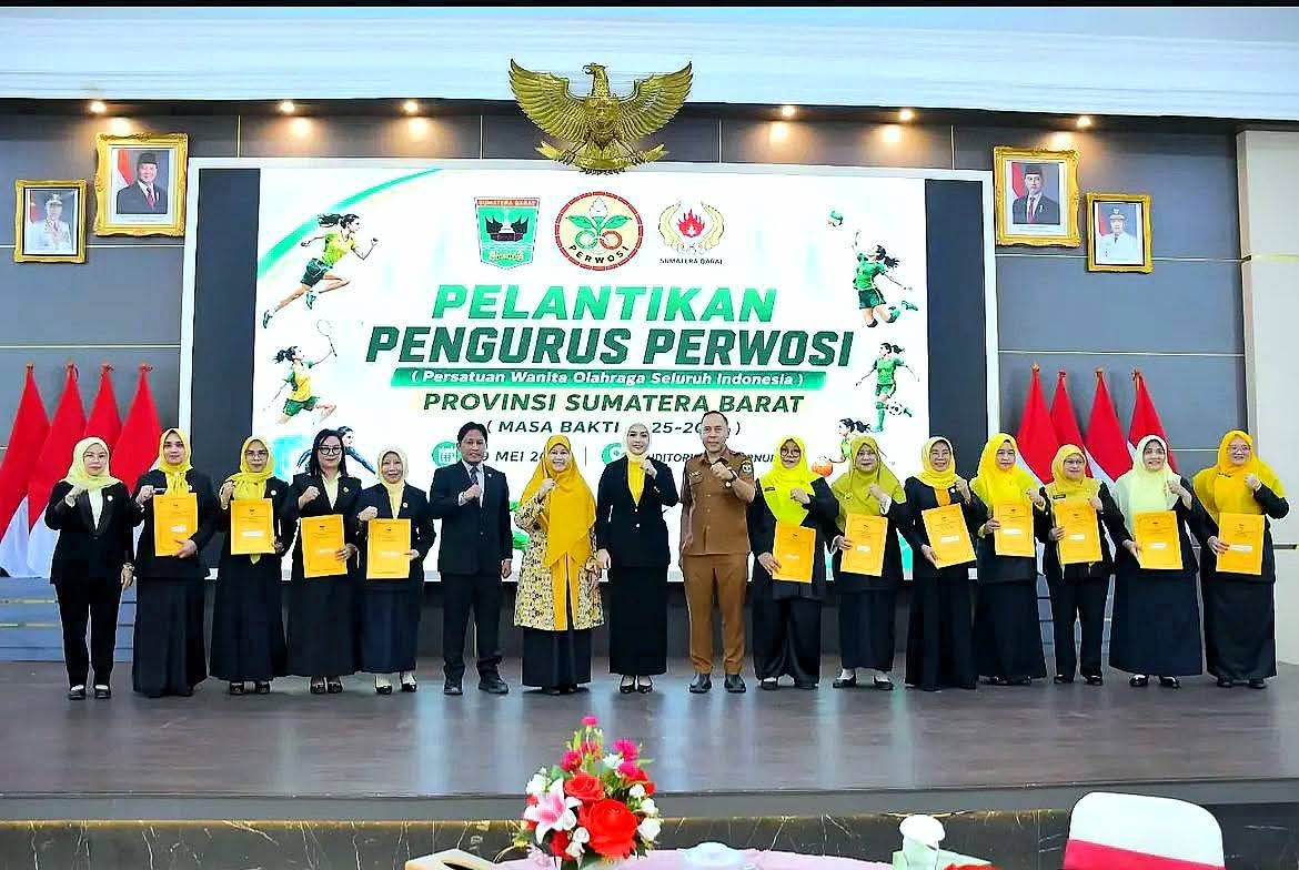 Ketua GOW Pasaman Barat Ny. Gusmalini Resmi Pimpin Perwosi Pasbar, Targetkan Pembinaan Atlet Putri Menuju PON XXII