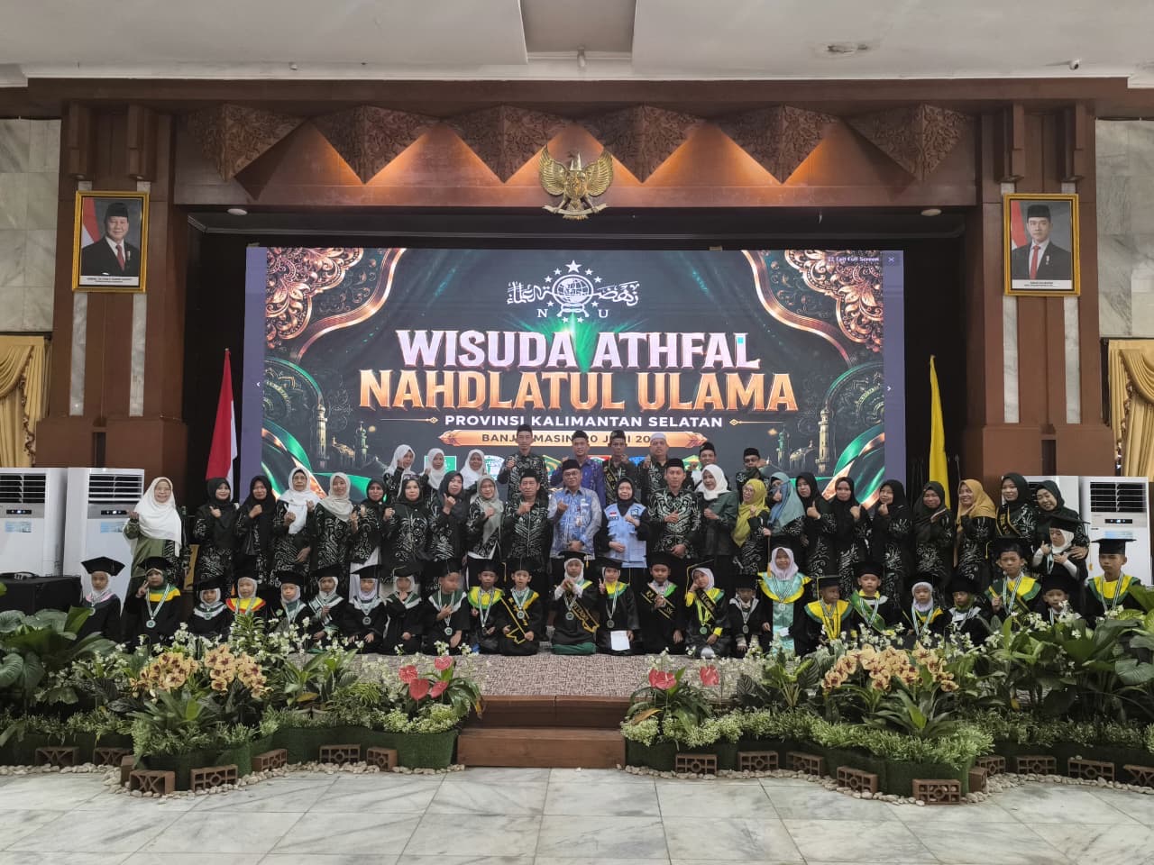 Wisuda 516 Siswa RA dan MI Ma’arif NU se-Kalsel Digelar di Banjarmasin, Pemprov Soroti Fondasi Pendidikan Karakter