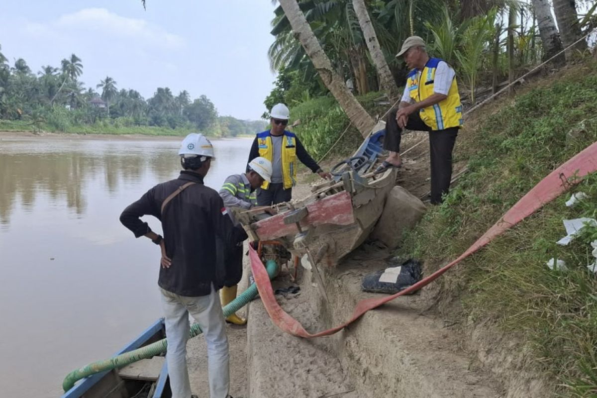 Kementerian PU Kerahkan Pompa Air Irigasi Selamatkan 5,1 Hektare Sawah di Sarolangun dari Kekeringan